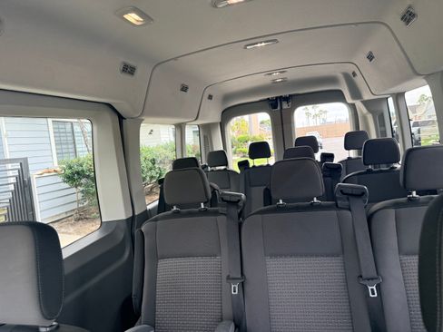 Used 2024 Ford Transit 350 XLT RWD image 15