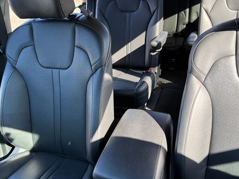 Used 2022 Kia Sorento SX image 22