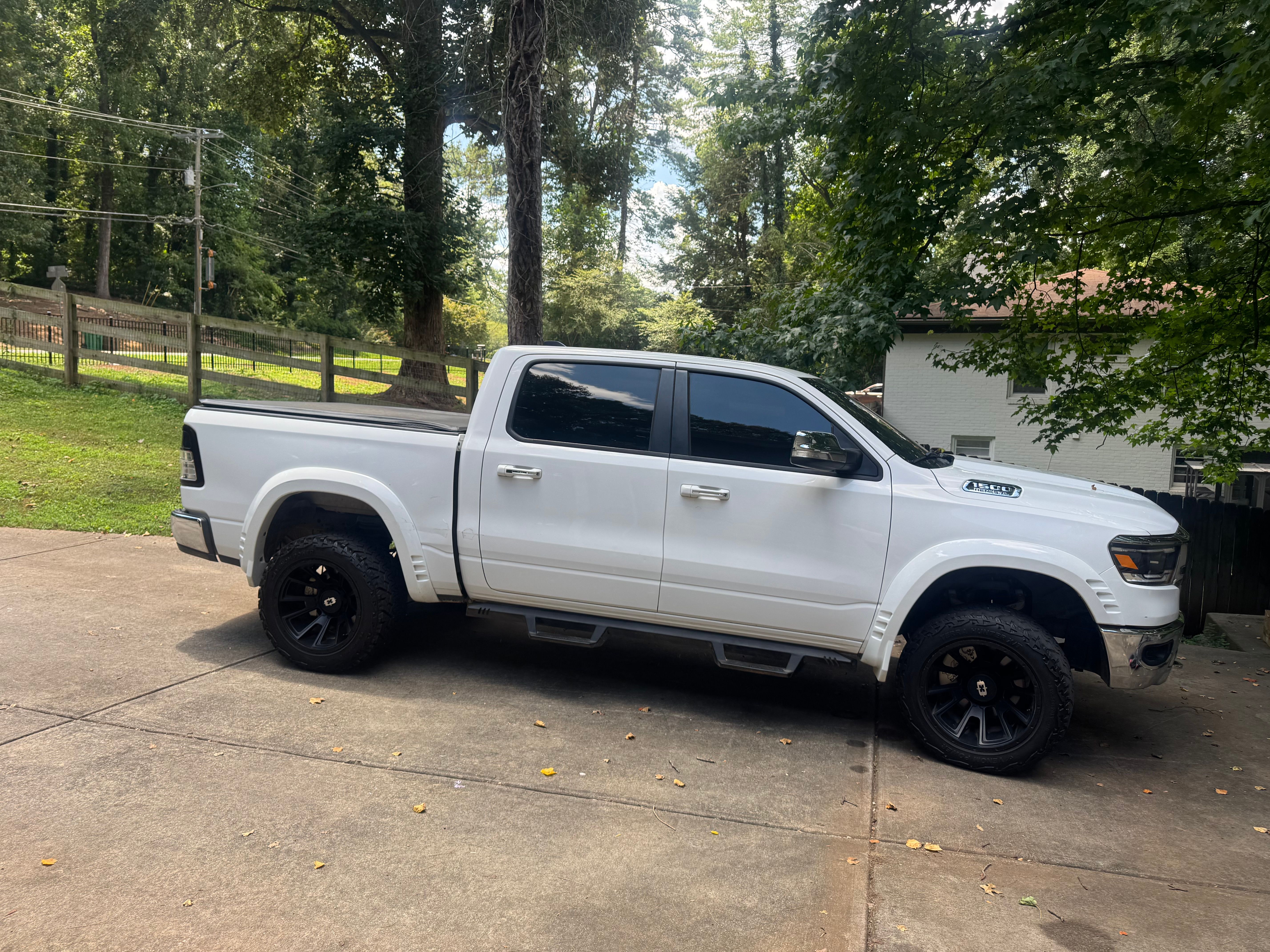 Used 2020 RAM 1500 Big Horn RWD image 11