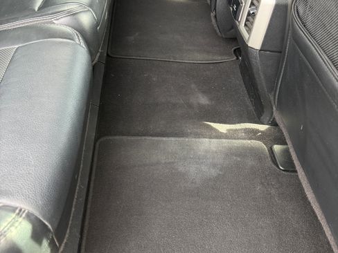 Used 2019 Ford F250 Lariat w/ Lariat Value Package image 23