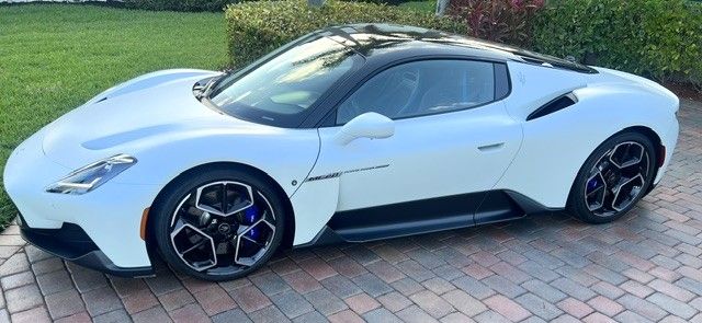 Used 2022 Maserati MC20 Coupe RWD image 1