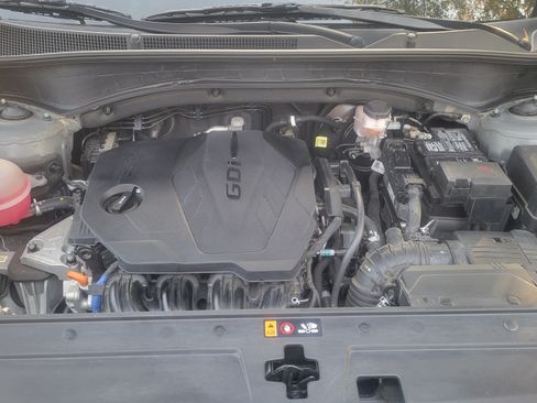 Used 2023 Hyundai Santa Fe SEL w/ Premium Package image 15