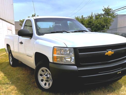 Used 2012 Chevrolet Silverado 1500 W/T image 8