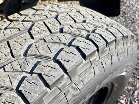 Used 2004 Ford F250 XLT image 8