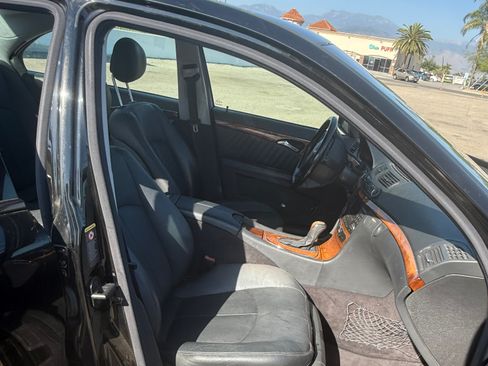 Used 2003 Mercedes-Benz E 320 Sedan image 16
