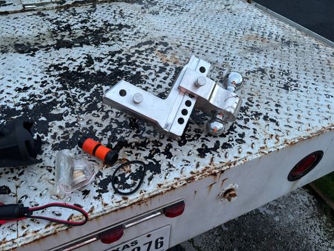 Used 2011 Chevrolet Silverado 3500 W/T image 9