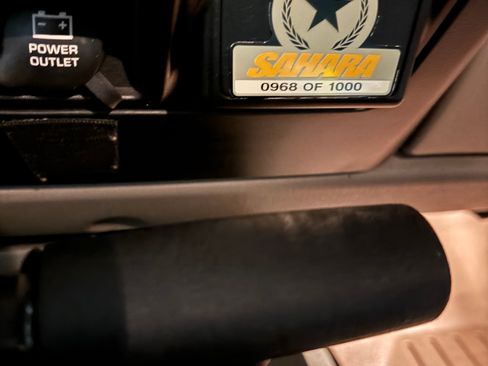 Used 2005 Jeep Wrangler Unlimited Rubicon w/ Sahara Edition Group image 4