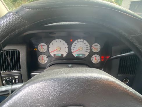 Used 2003 Dodge Ram 1500 Truck SLT image 8