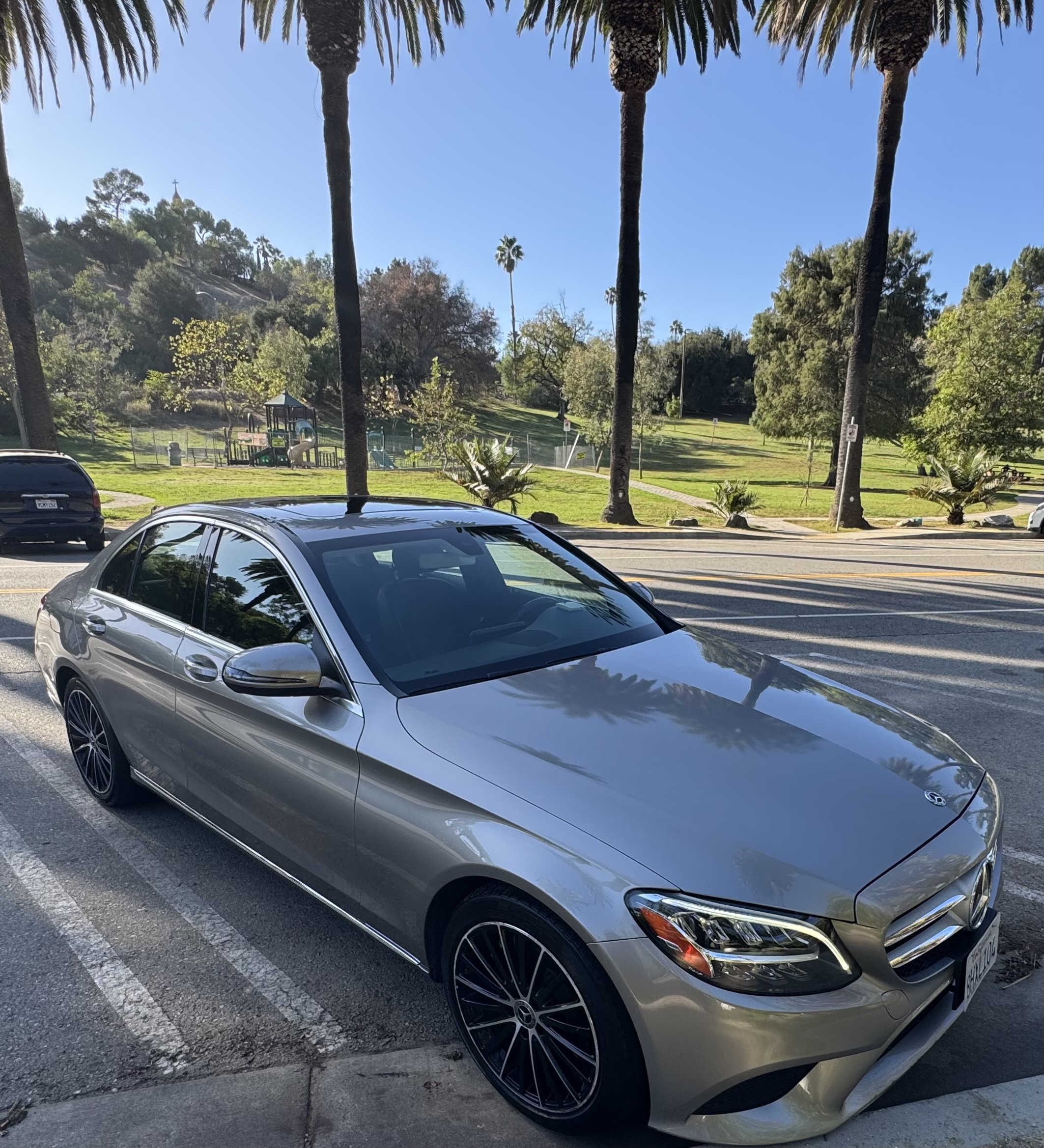 Used 2019 Mercedes-Benz C 300 Sedan image 2