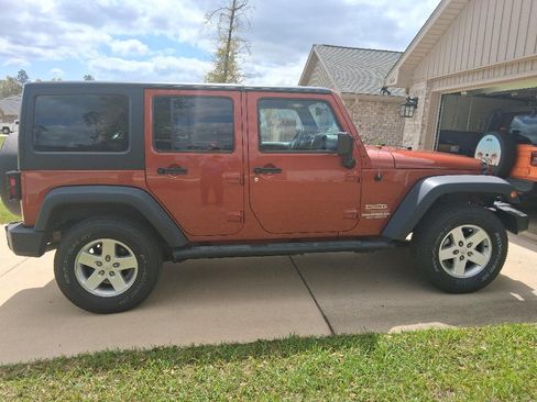 Used 2014 Jeep Wrangler Unlimited Sport w/ Quick Order Package 24S image 5