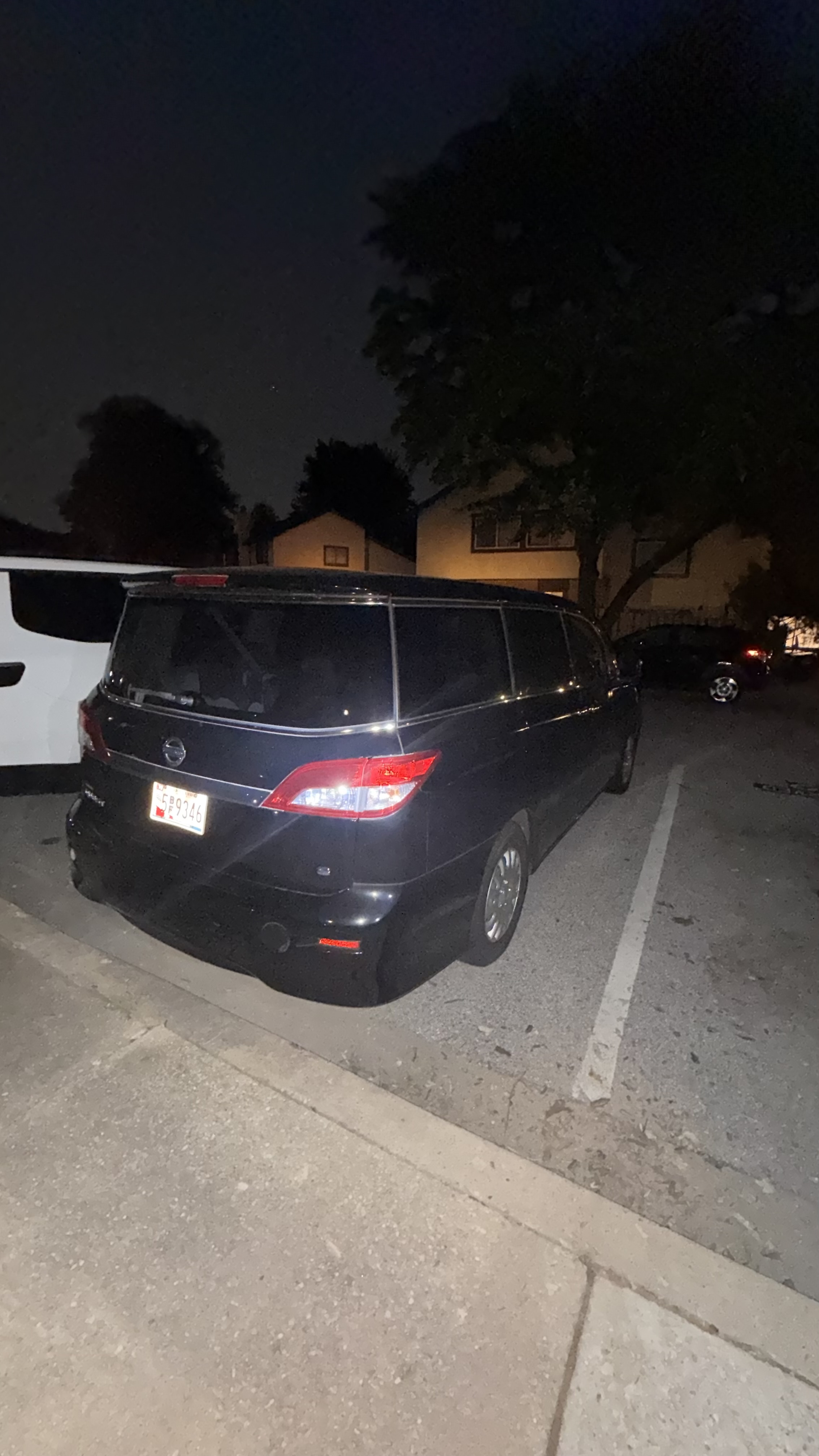 Used 2012 Nissan Quest S FWD image 5