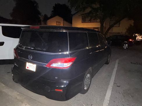 Used 2012 Nissan Quest S FWD image 5