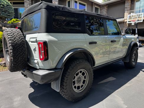 Used 2021 Ford Bronco Badlands AWD/4WD image 6