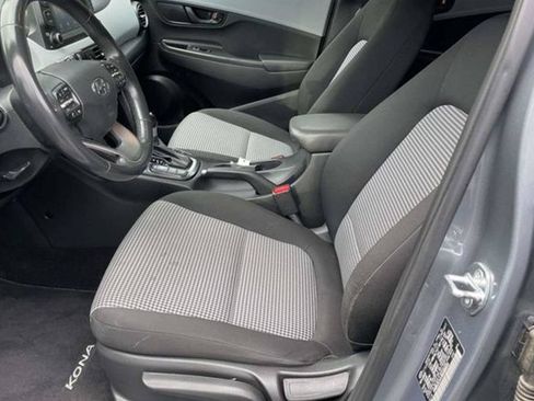 Used 2021 Hyundai Kona SE AWD/4WD image 6