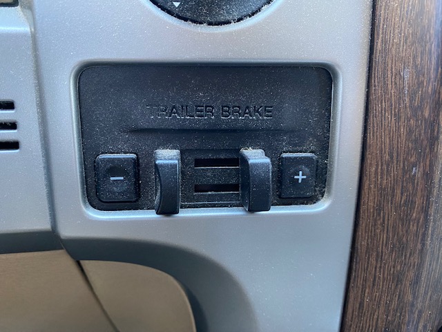 Used 2013 Ford F150 Lariat w/ Mid Equipment Group AWD/4WD image 19