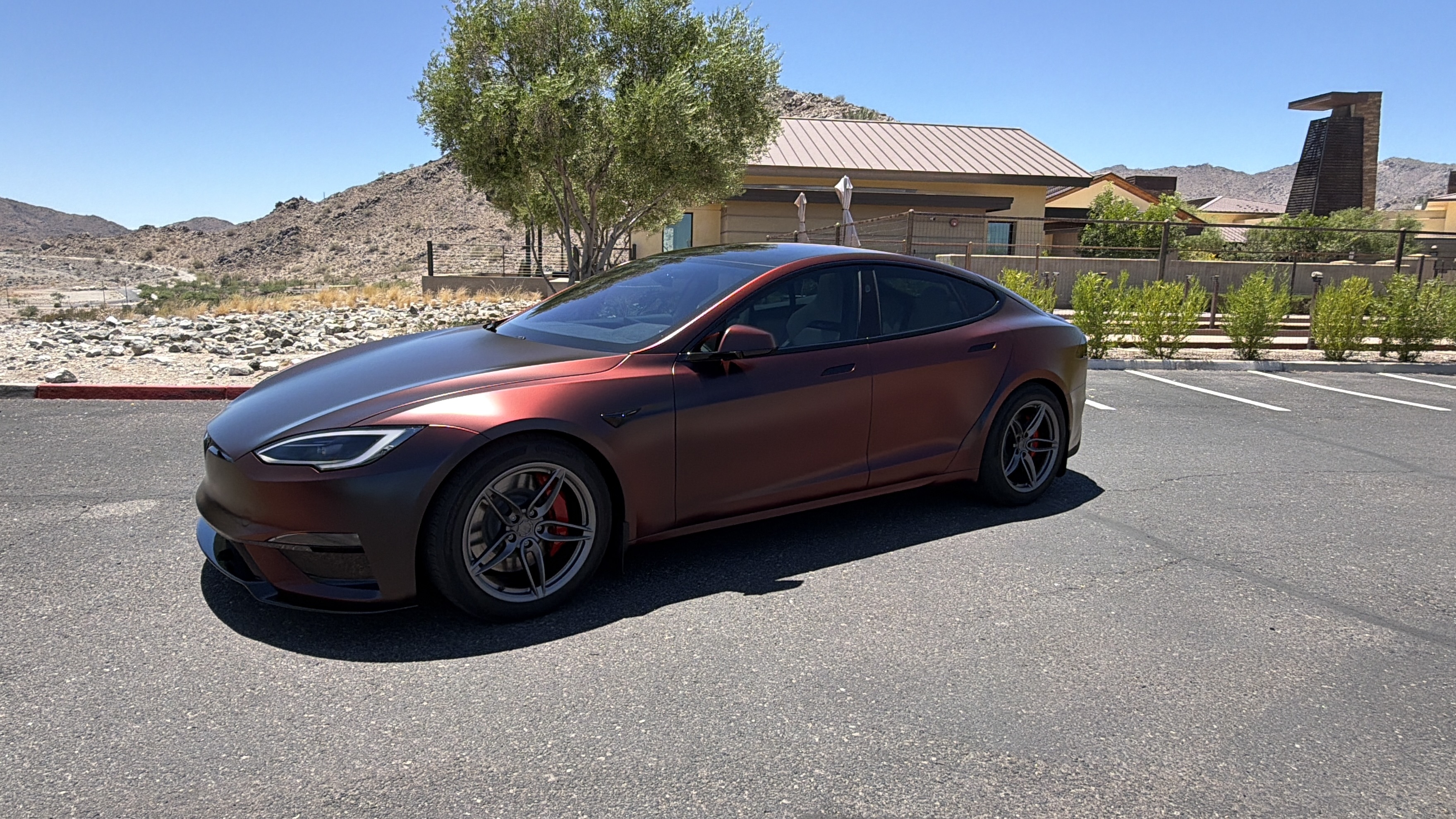 Used 2026 Tesla Model S Plaid AWD/4WD image 1