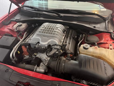 Used 2016 Dodge Charger SRT Hellcat w/ Harman/Kardon Audio Group image 2