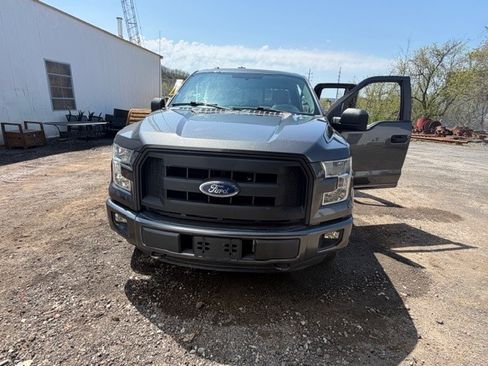 Used 2015 Ford F150 XL w/ Equipment Group 101A Mid AWD/4WD image 1