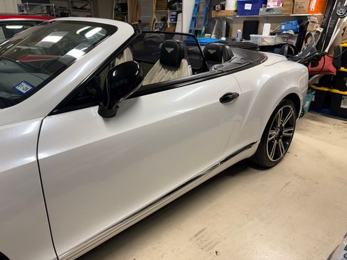 Used 2013 Bentley Continental GT AWD/4WD image 20