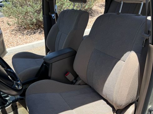 Used 2000 Toyota 4Runner SR5 AWD/4WD image 6