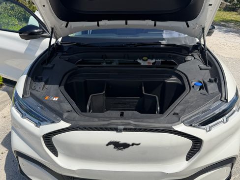 Used 2021 Ford Mustang Mach-E California Route 1 image 5