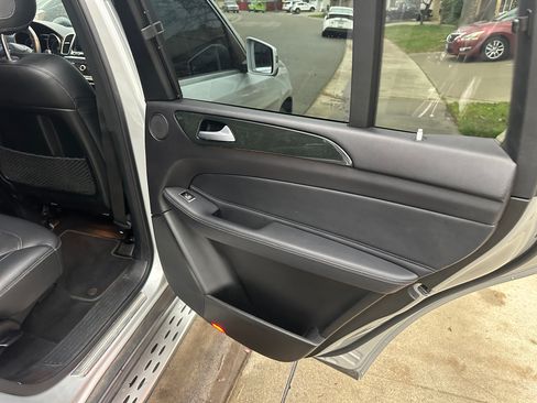 Used 2017 Mercedes-Benz GLS 450 4MATIC image 13