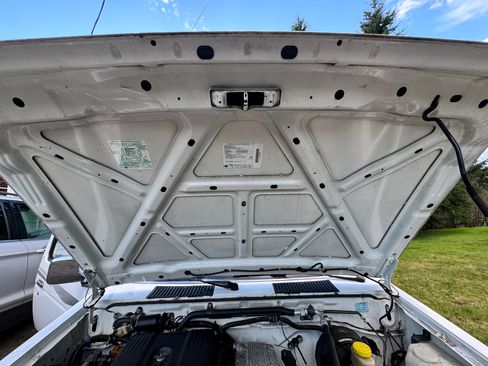 Used 1997 Nissan Pickup XE image 27