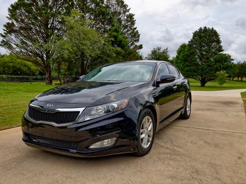 Used 2013 Kia Optima LX FWD image 2
