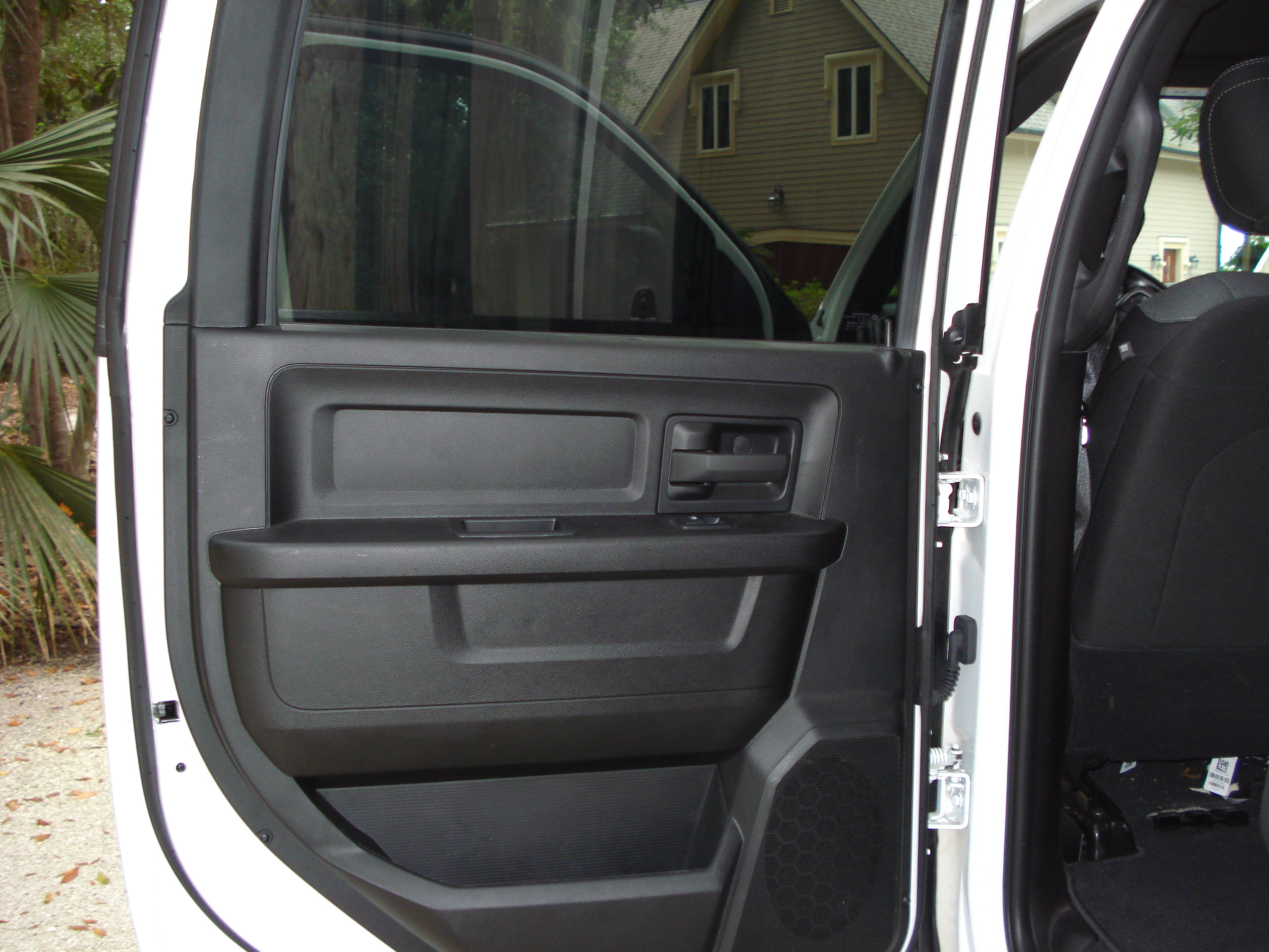 Used 2024 RAM 2500 Tradesman w/ Chrome Appearance Group AWD/4WD image 22