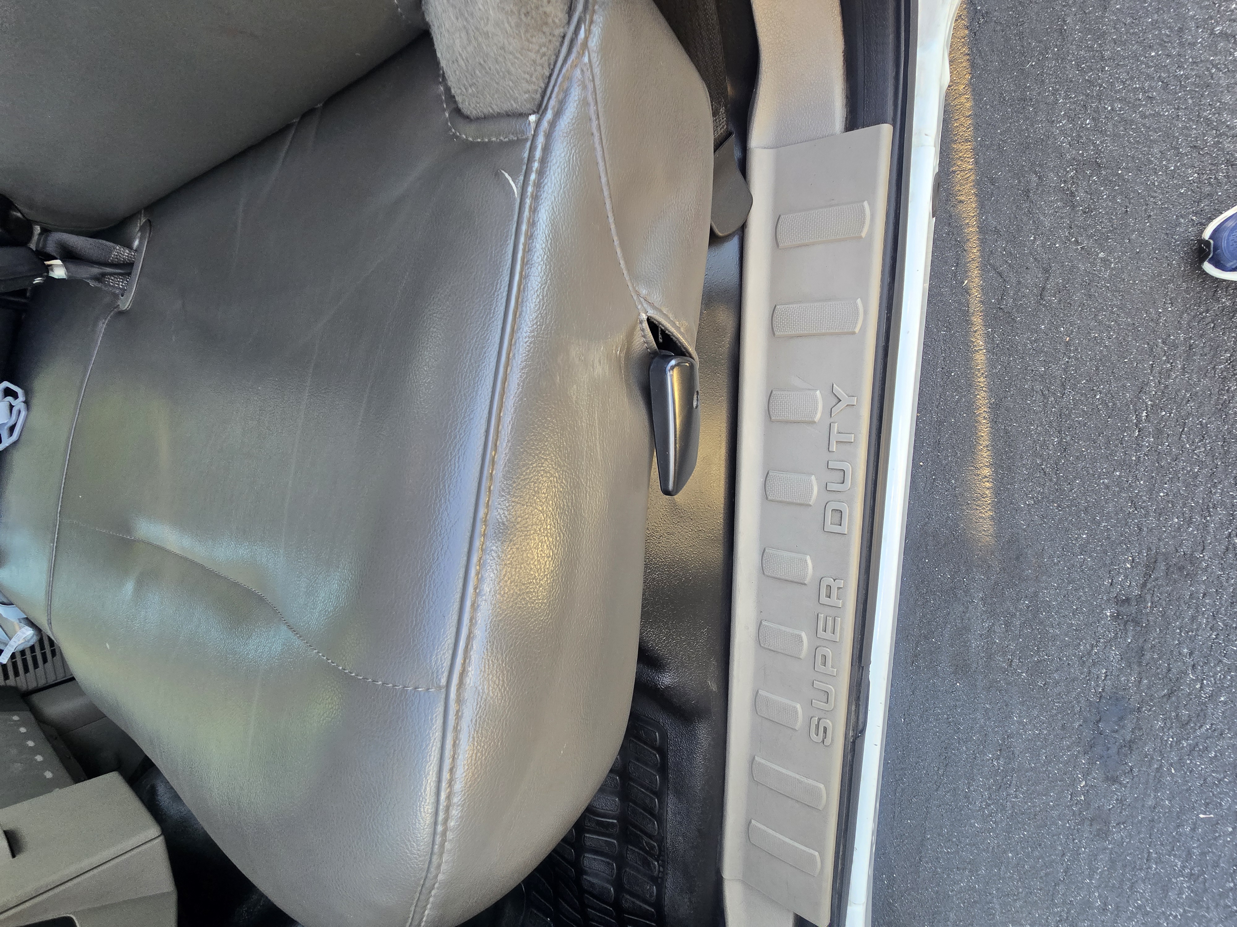 Used 2009 Ford F350 XL RWD image 6