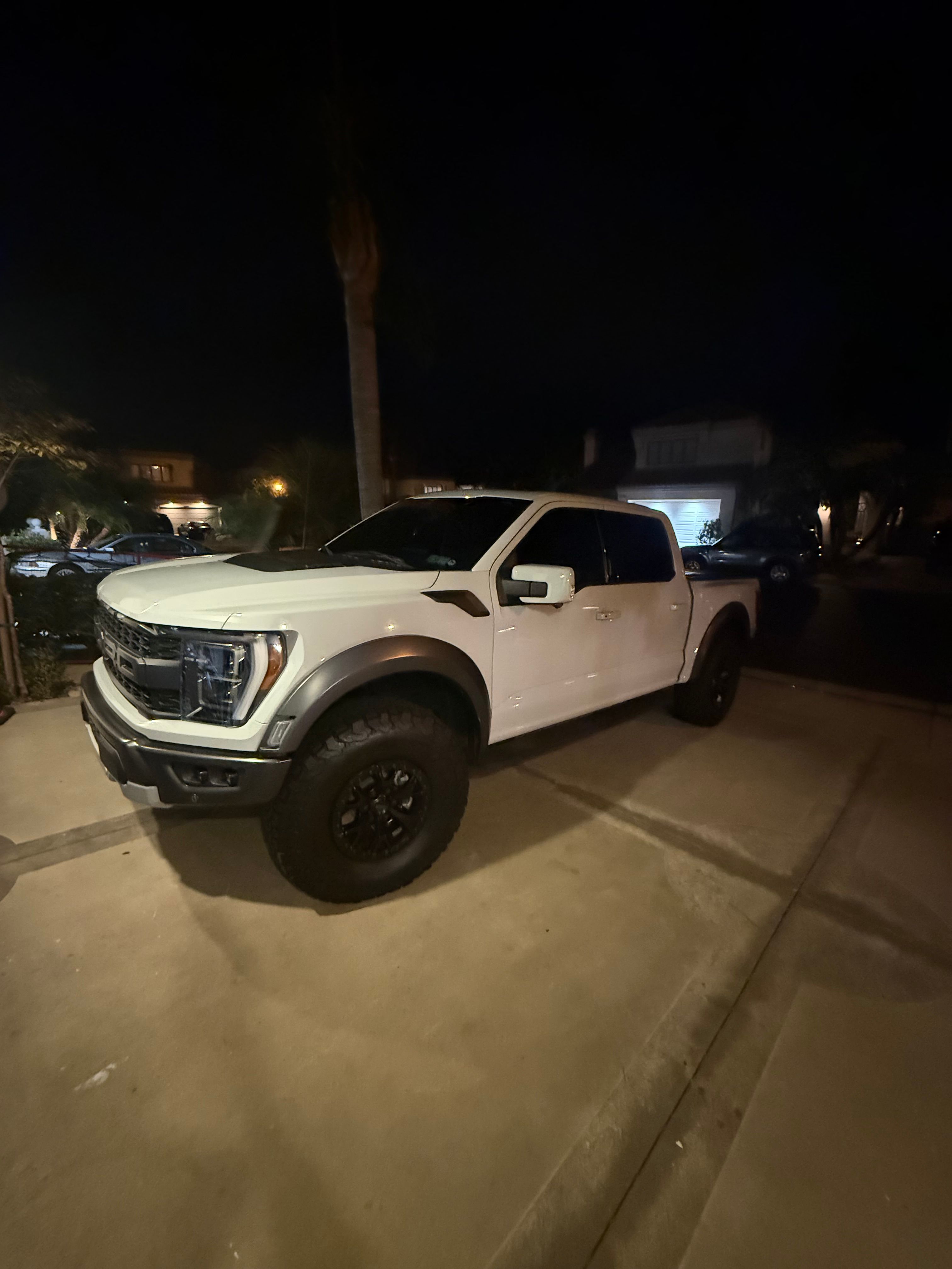 Used 2023 Ford F150 Raptor AWD/4WD image 5