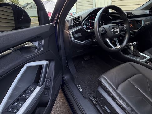 Used 2022 Audi Q3 2.0T Premium AWD/4WD image 13
