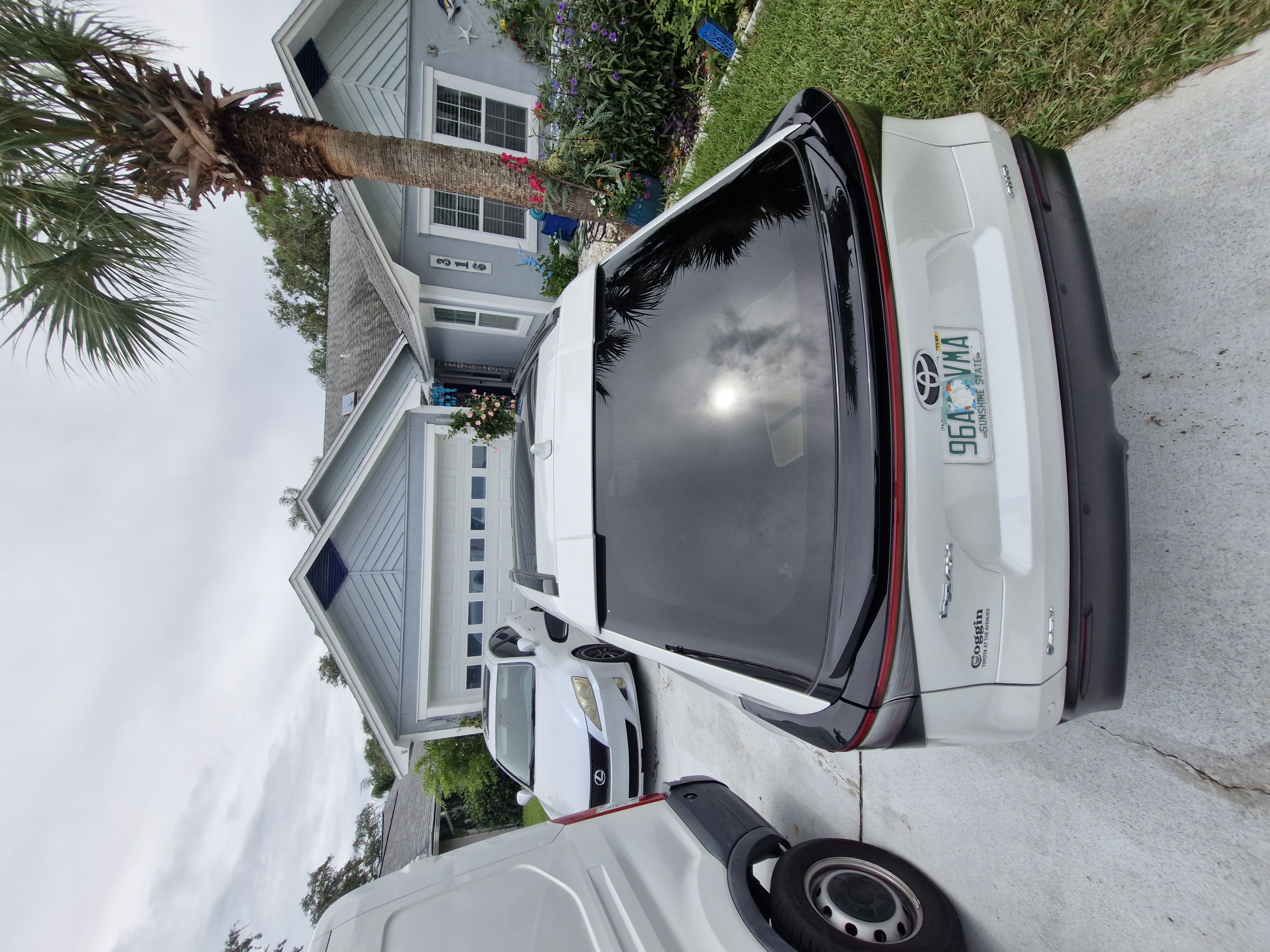 Used 2024 Toyota bZ4X AWD w/ Weather Package image 8