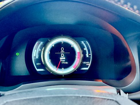 Used 2015 Lexus IS 250 image 9