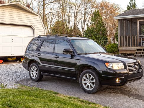 Used 2006 Subaru Forester 2.5X image 1