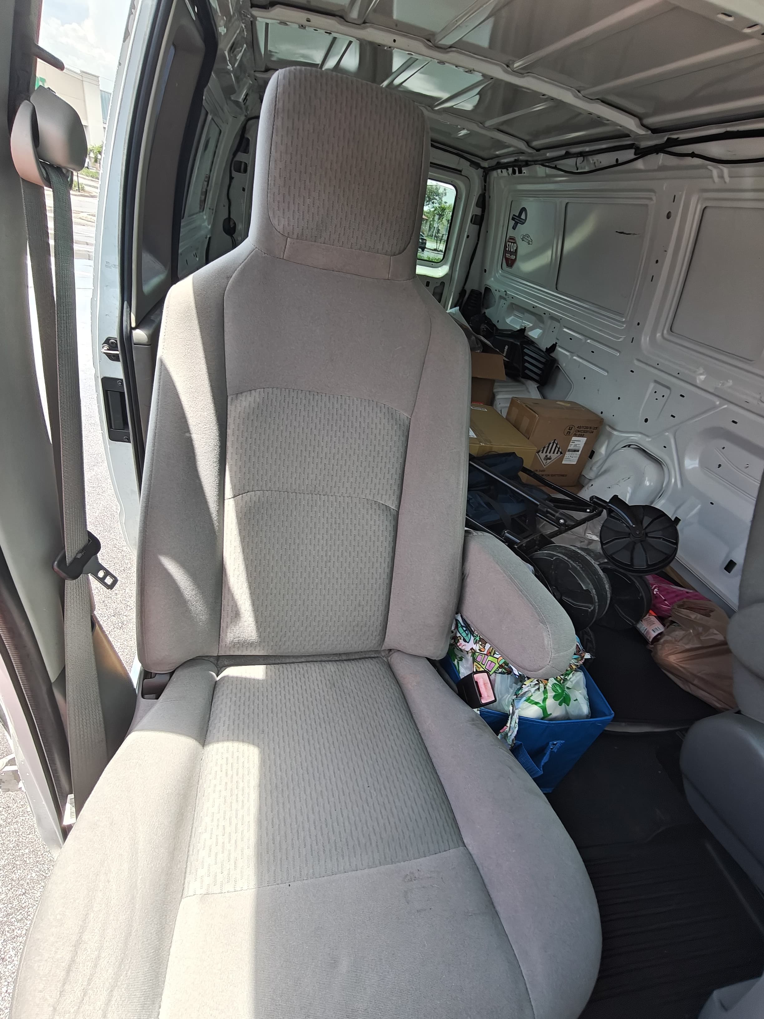 Used 2012 Ford E-250 and Econoline 250 w/ PWR Group RWD image 9