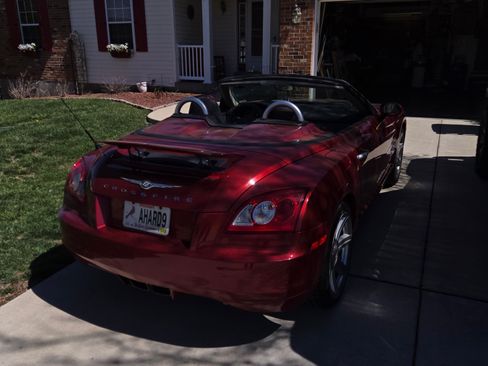 Used 2005 Chrysler Crossfire Limited image 9