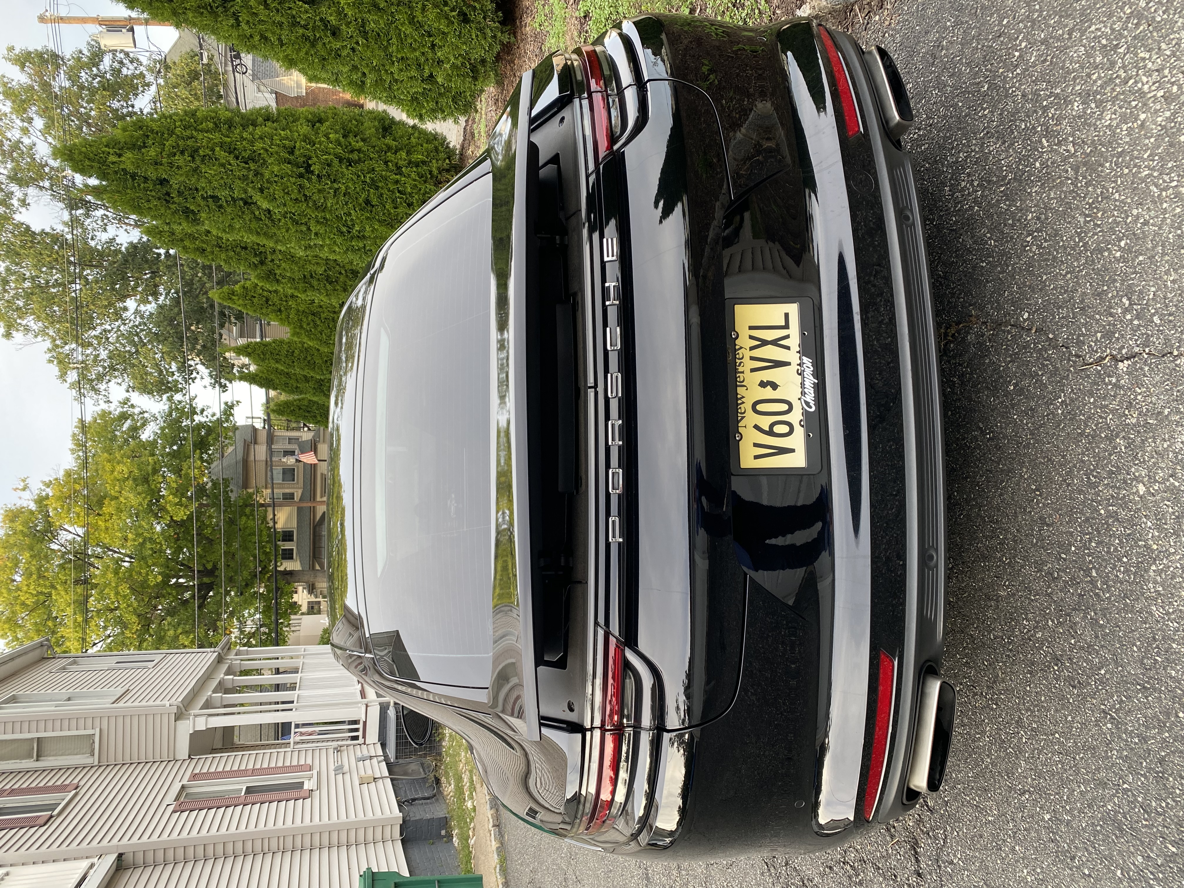 Used 2020 Porsche Panamera 4 AWD/4WD image 8