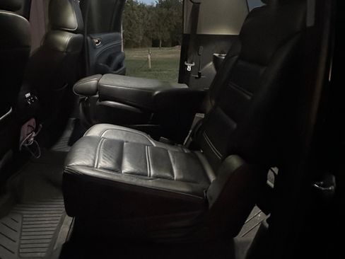 Used 2019 GMC Yukon XL Denali w/ Denali Ultimate Package AWD/4WD image 13