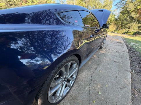 Used 2018 Ford Mustang GT Premium image 6