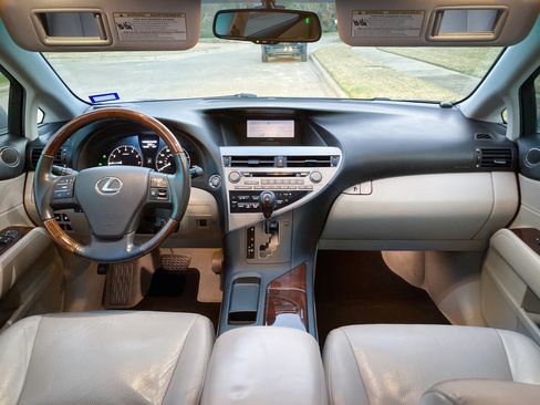 Used 2010 Lexus RX 350 2WD image 24