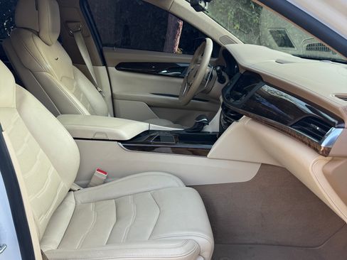 Used 2018 Cadillac CT6 Platinum image 6