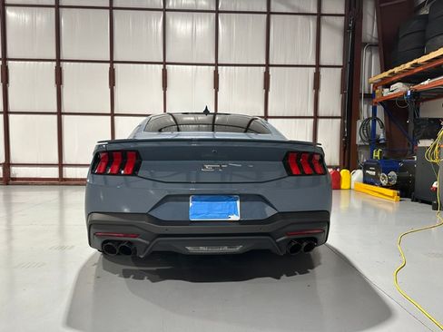 Used 2025 Ford Mustang GT Premium RWD image 6