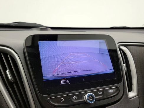 Used 2020 Chevrolet Malibu RS image 17