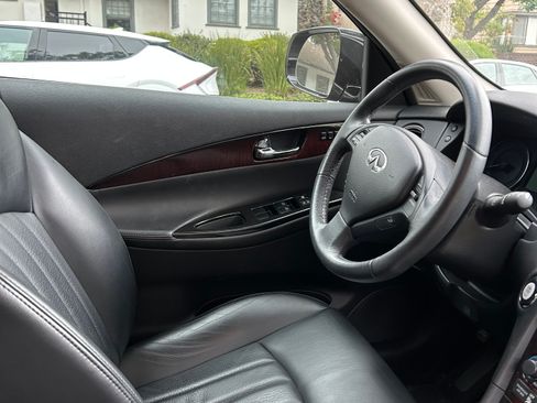 Used 2016 INFINITI QX50 2WD w/ Premium Package image 4