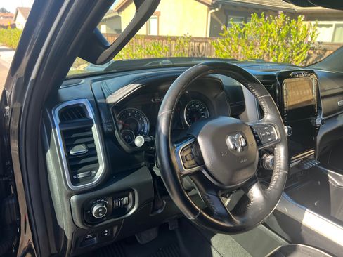 Used 2019 RAM 1500 Laramie image 4