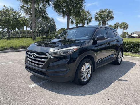 Used 2016 Hyundai Tucson SE image 5