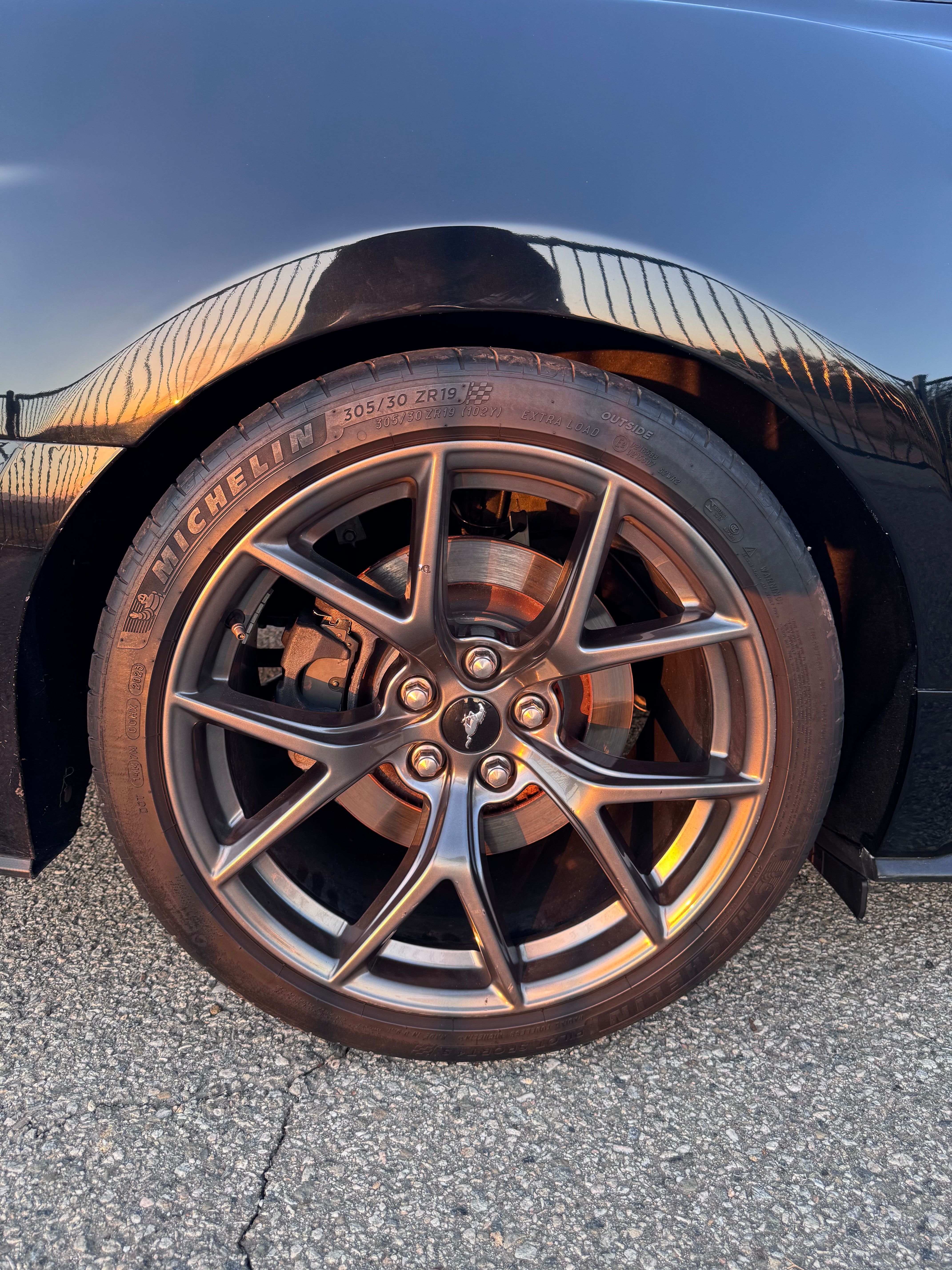 Used 2019 Ford Mustang GT Premium w/ Performance Package - Level 2 RWD image 16