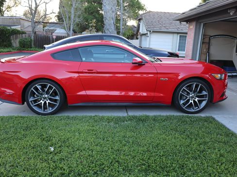 Used 2016 Ford Mustang GT Premium w/ Enhanced Security Package image 5