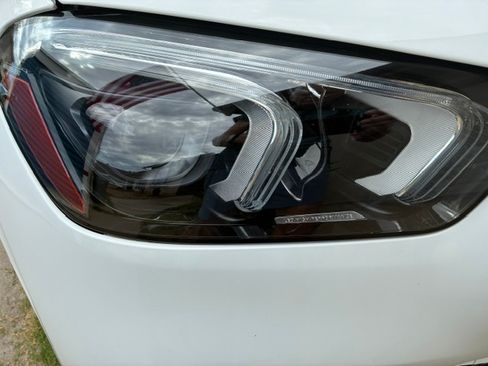 Used 2020 Mercedes-Benz GLE 350 4MATIC image 6